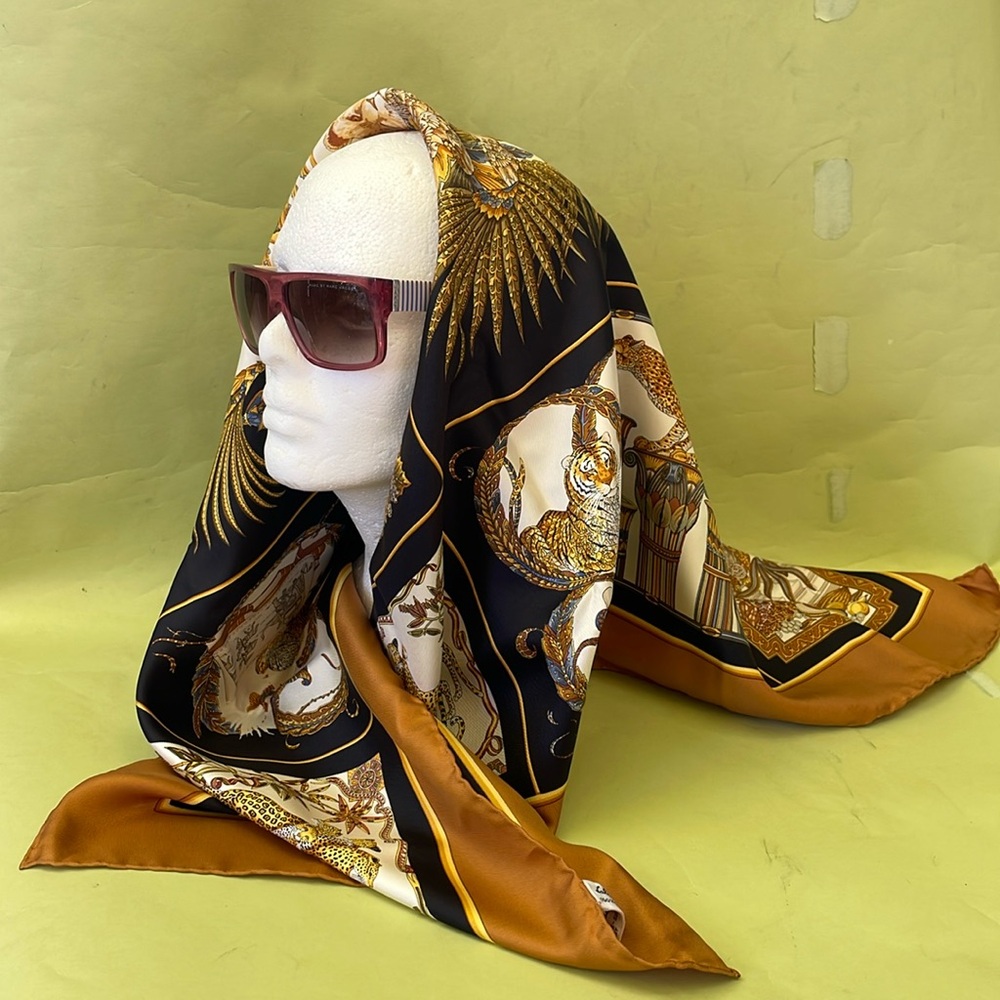 New vintage multicolored Salvatore Ferragamo silk scarf